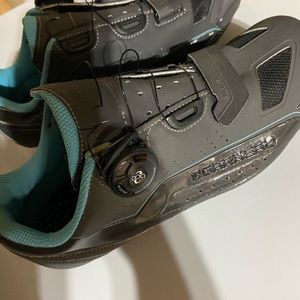 Garneau women’s cycling shoes